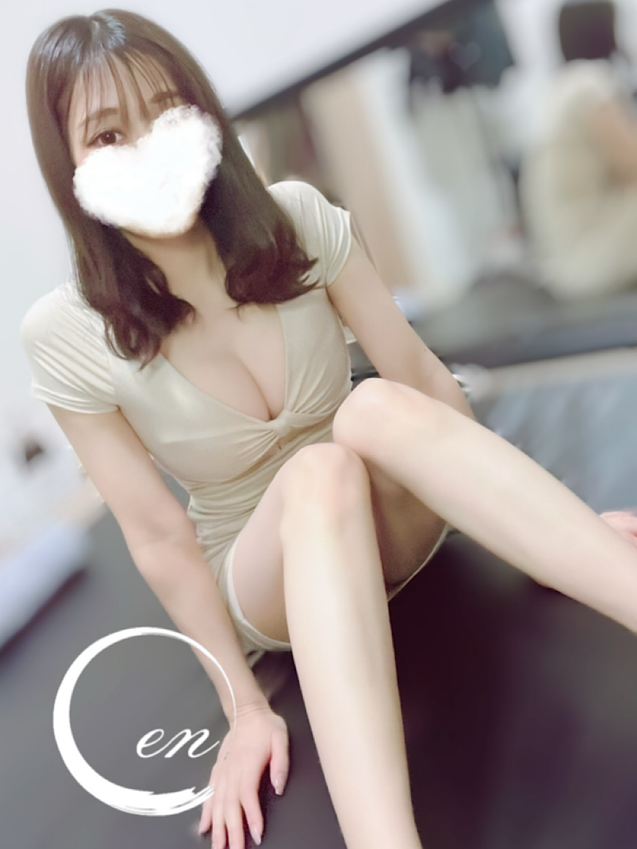 楪えな